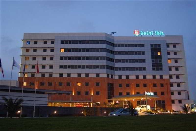 Hotel Ibis Istanbul Zeytinburnu Zewnętrze zdjęcie